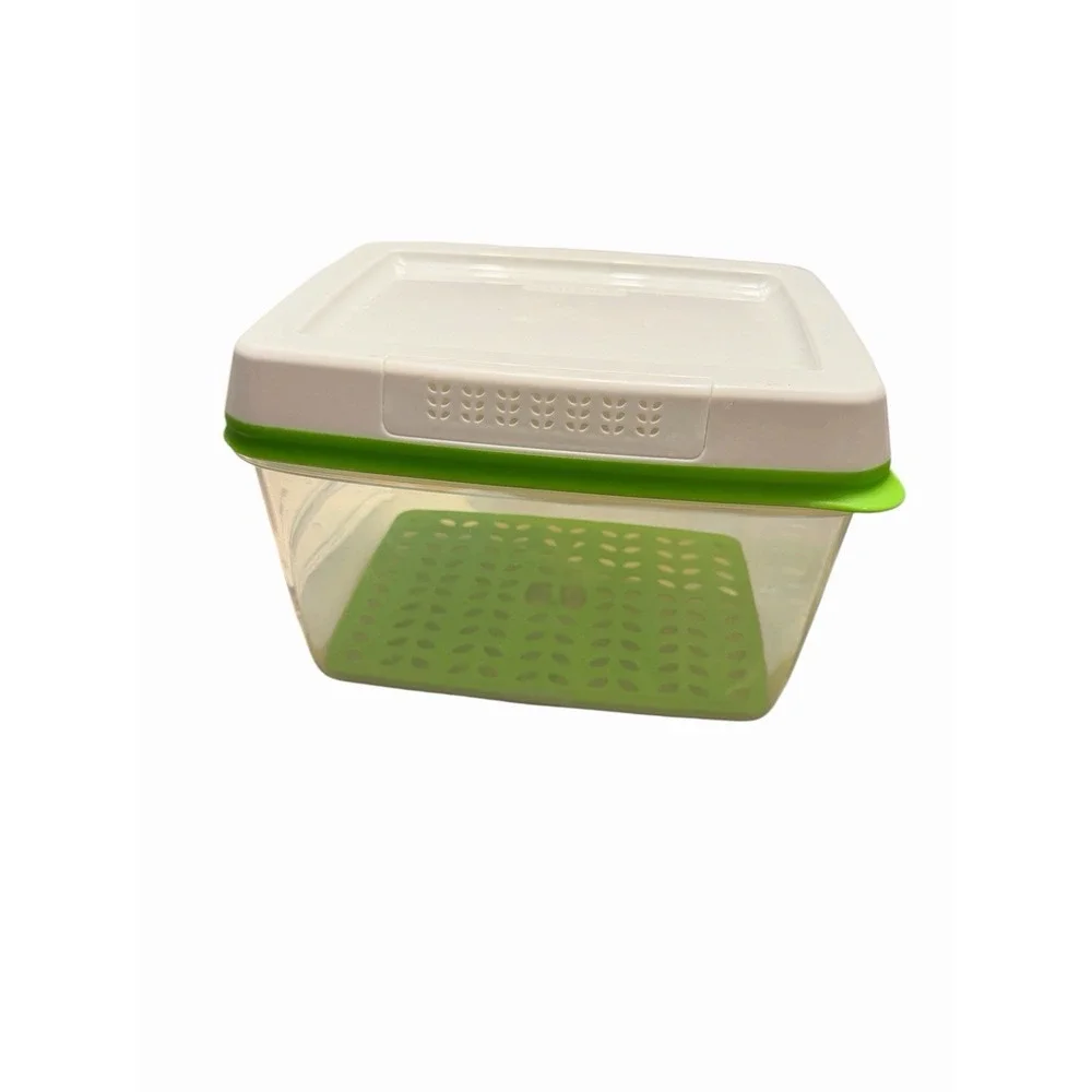 Rubbermaid FreshWorks‎ Produce Saver Fresh W/ Insert Vent Large 17.3 Cups 4.1 L